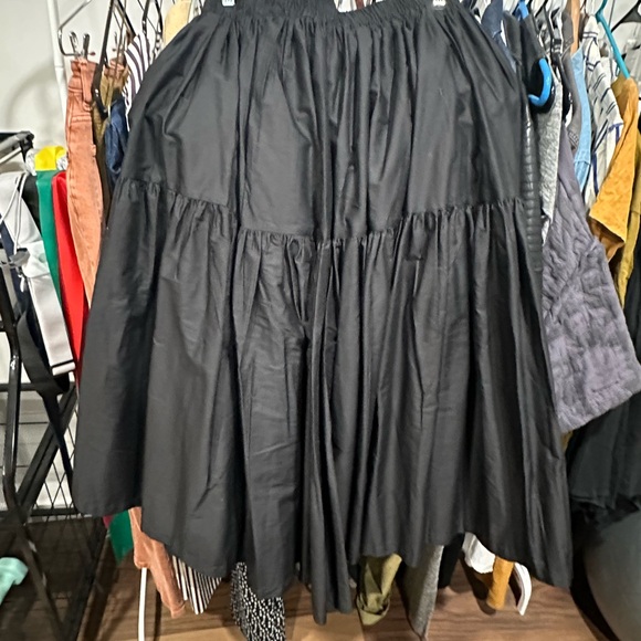 Black Tiered Maxi Skirt - Picture 5 of 6